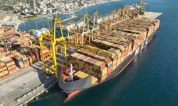 Asyaport’ta dev operasyon: 22 bin 896 TEU ile Türkiye rekoru