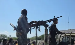 Yemen’de gerilim tırmanıyor: Husilerin ilerleyişi sonrası hükümet güçleri Muha’da yeniden konuşlandı!