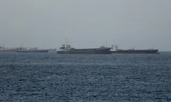 UKMTO: Umman açıklarında Hürmüz Boğazı'ndan geçen bir tanker vuruldu