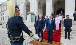 TBMM Başkanı Kurtulmuş, Portekiz'de mevkidaşı Aguiar-Branco tarafından resmi törenle karşılandı