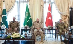Mekke’de dikkat çeken toplantı: Türkiye’den üst düzey katılım!