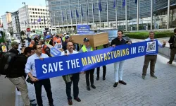 Avrupa çelik sektöründen Brüksel'de protesto...