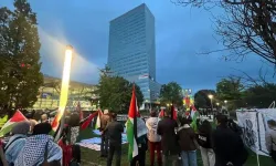 Avusturya-İsrail maçı öncesi dikkat çeken protesto