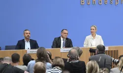 AfD’nin zaferi yetmedi: Şimdi sıra hükümet kurmakta