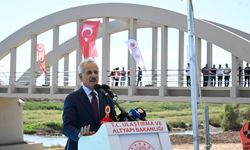 Bakan Uraloğlu açıkladı! O tarihi köprü restore edilip trafiğe açıldı...