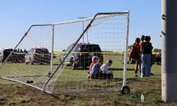 Wichita’da Araç Futbol Sahasına Daldı: 2 Ölü, 11 Yaralı