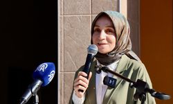 Usta, İzmit'te Şule Yüksel Şenler Okul Kütüphanesi'ni açtı