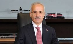 Uraloğlu: Milli Hızlı Tren'in ikinci setinin üretimi sürüyor