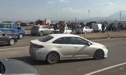 Kahramanmaraş'ta MHP konvoyunda kaza: 1 ölü, 7 yaralı!