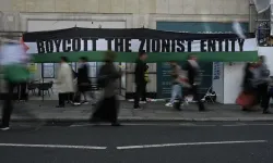 Londra'da Gazze yürüyüşü: Yüz binlerce kişi İsrail'i protesto etti