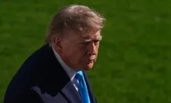 Trump’tan Zelenskiy’e Rusya ile müzakereleri devretme mesajı