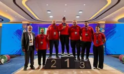 Milli halterci Tuana Süren, Avrupa Gençler Şampiyonası'nda 3 altın madalya kazandı