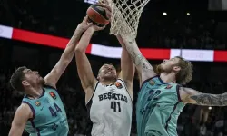 Beşiktaş, Barcelona deplasmanında sahadan mağlubiyetle ayrıldı