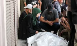 Gazze’de İsrail saldırısında bir kadın hayatını kaybetti