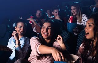 Gülmekten yorulacaksınız! Kahkahalarla izleyeceğiniz komedi filmleri…