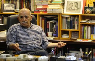 Yazar ve siyaset bilimci Mustafa Çalık hayatını kaybetti