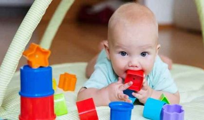  Bebeklerle oynanması gereken oyunlar nelerdir? Hangi oyunlar bebeğin gelişimini destekler?