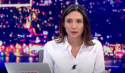 Canlı yayında mikrofon kazası! Özel konuşmaları yayına yansıdı