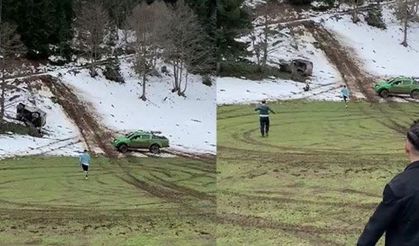 Artvin’de off-road yapan araç takla attı