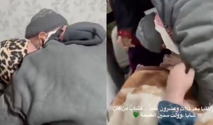 Filistinli Ali, 23 yıl sonra kavuştuğu annesinin ayaklarını öptü