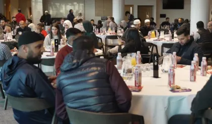 Manchester United, Müslüman taraftarları için iftar organizasyonu düzenledi