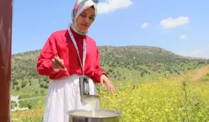 Tülay öğretmenin yöntemi takdir topluyor!