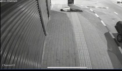 Kan donduran görüntü! Kafasına sıktı