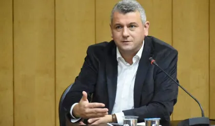 Diriliş Postası Genel Yayın Yönetmeni Ersoy Dede, Bengü Türk ekranlarında gündemi değerlendirecek