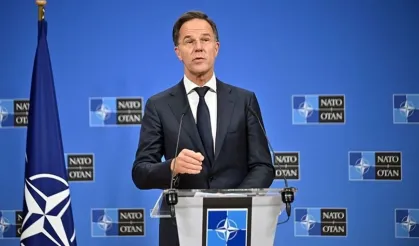 Rutte: Müttefikler Hürmüz Boğazı'nın yeniden açılması konusunda görüşüyor