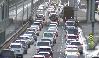 İstanbul'da haftanın ilk iş gününde trafik