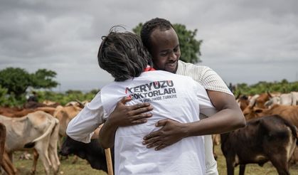 Yeryüzü Doktorları'ndan Etiyopya'da kurban yardımı