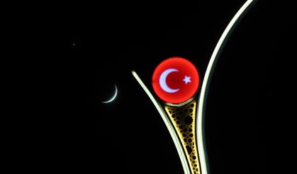 Hilal ve Venüs aynı kadrajda buluştu