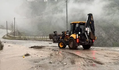 Artvin'de taşkın, su baskını ve heyelan