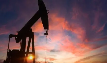 Brent petrolün varil fiyatı 90 doları test ediyor