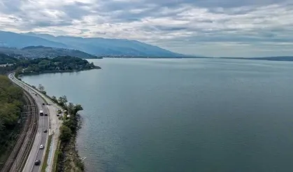 Sapanca Gölü’nde su seviyesi yükseldi