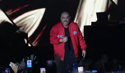Rapçi Ceza TEKNOFEST Güneydoğu'da konser verdi..
