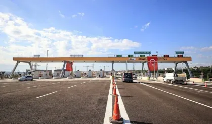 Mersin’de otoyol projesinin ilk etabı trafiğe açıldı