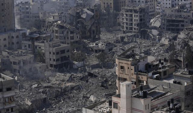 İsrailli keskin nişancılar ilaç temin etmeye çalışan sağlık yetkilisini yaraladı
