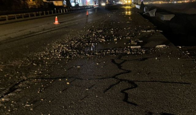 Giresun'da şiddetli fırtına: Karayolu çöktü!