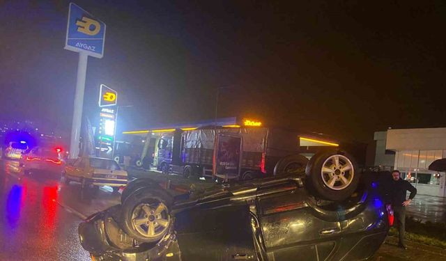 Karabük’te kontrolden çıkan cip ters döndü: 3 yaralı