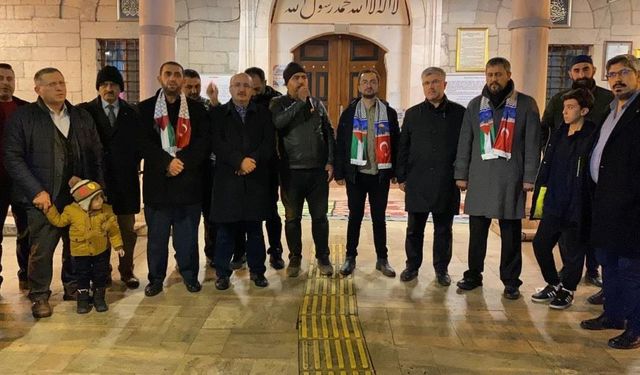 Isparta’da Amerika’nın veto kararı protesto edildi