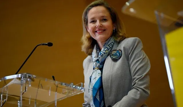 İspanya Ekonomi Bakanı Nadia Calvino, Avrupa Yatırım Bankasının yeni başkanı olacak