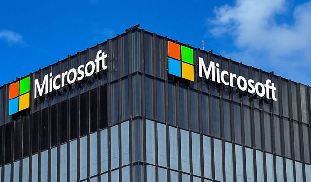 Microsoft Outlook, Exchange ve Teams takvimi dünya çapında çöktü