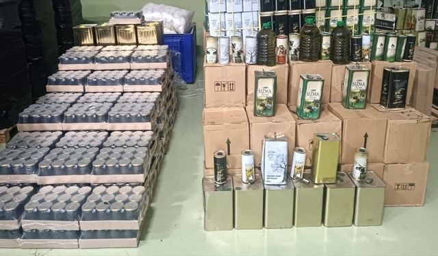 Balıkesir'de 3 Bin 879 litre sahte zeytinyağı ve 1,8 ton bal ele geçirildi