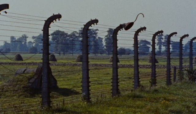 Alain Resnais'nin Nazi Almanyası'nın karanlık yüzünü aydınlatan etkileyici belgeseli: Gece ve Sis