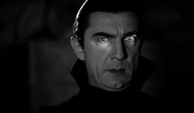 En iyi Dracula oyuncusu: Bela Lugosi ve Christopher Lee değil, Richard Roxburgh!