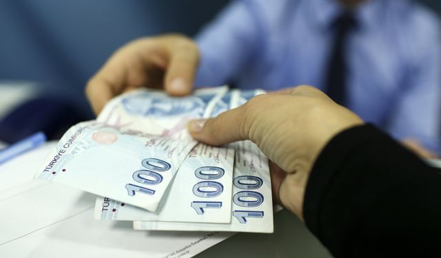 Asgari ücret TL ve dolar bazında en yüksek seviyede!