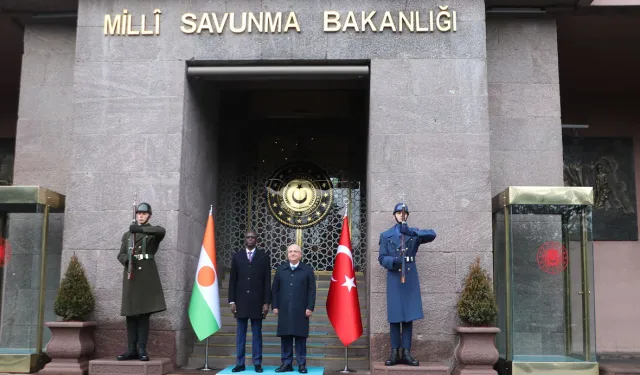 Bakan Güler, Nijerli mevkidaşı Mody ile bir araya geldi