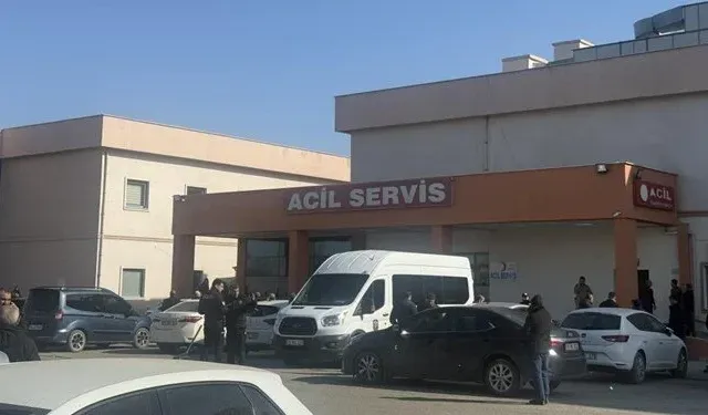 İki aile arasında silahlı kavga! Ölü ve yaralılar var