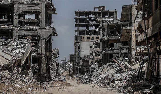 İsrail'in Gazze'ye saldırılarında biri bebek, 14 Filistinli hayatını kaybetti